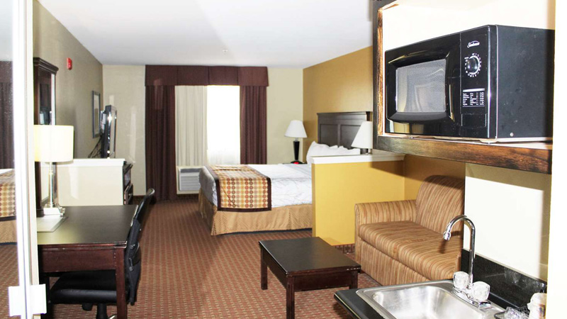 Single Bed with Amenities